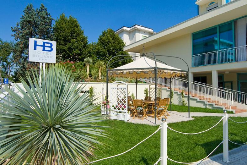 Hotel Bolivar Lido di Jesolo Kültér fotó